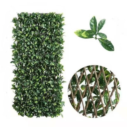 Expanding PE Laurel Leaf Willow Trellis for Putting Green Enclosures